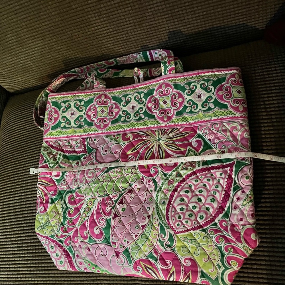 EUC. Vera Bradley tote bag.